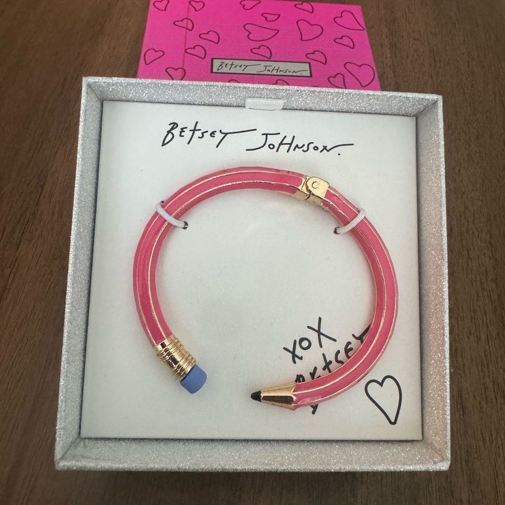 Betsey Johnson Pink Pencil Hinged Bangle Bracelet NWT - Picture 1 of 4
